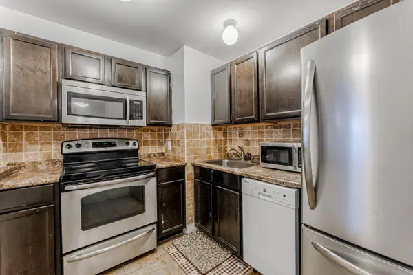 30 Jessica DR #Lower, Barrie, ON L4N 5S5