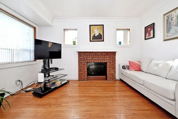 232 Church ST, Toronto W04, ON M9N 1P1