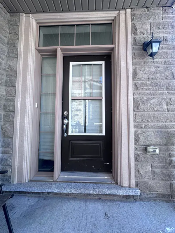 44 Dolobram TRL, Brampton, ON L7A 4Y3