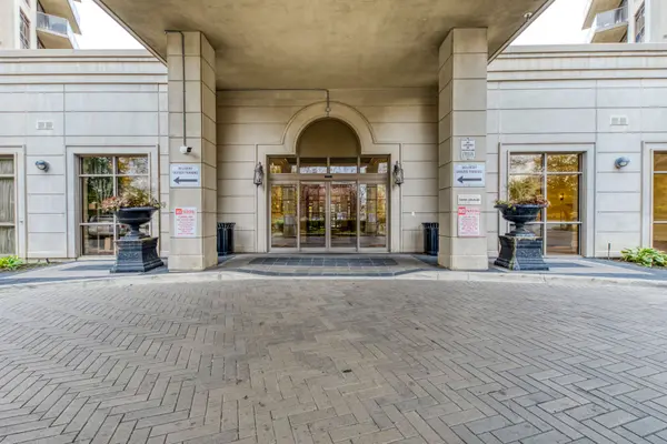 710 Humberwood BLVD #2002, Toronto W10, ON M9W 7J5