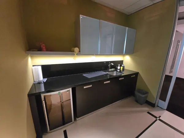 5500 North Service RD #1103, Burlington, ON L7L 6W6