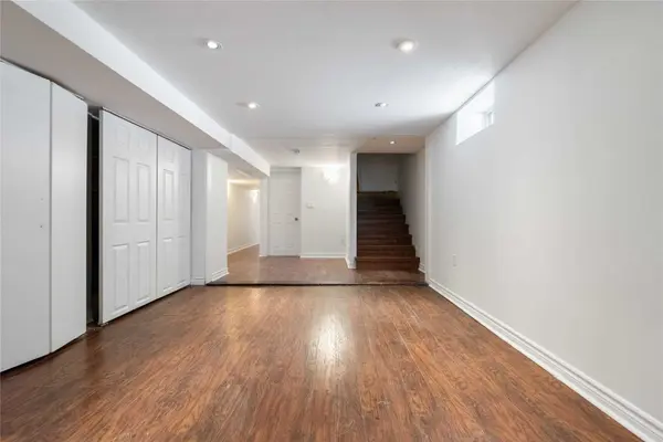 114 Belgravia AVE #BASEMENT, Toronto W04, ON M6E 2M5