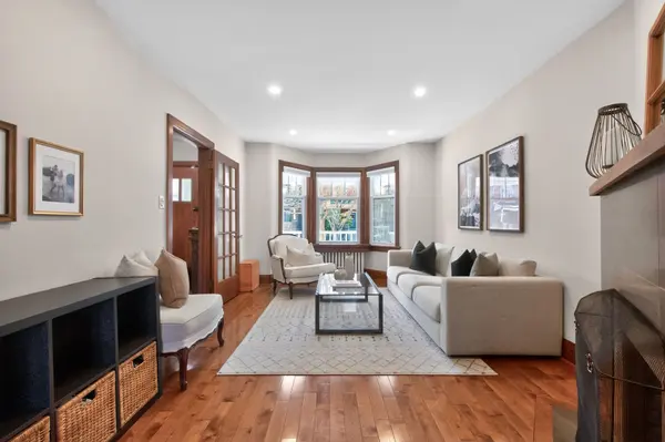 139 Evans AVE, Toronto W02, ON M6S 3V9