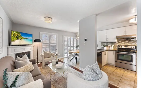 15 Katrina CT, Toronto W04, ON M6L 3G3