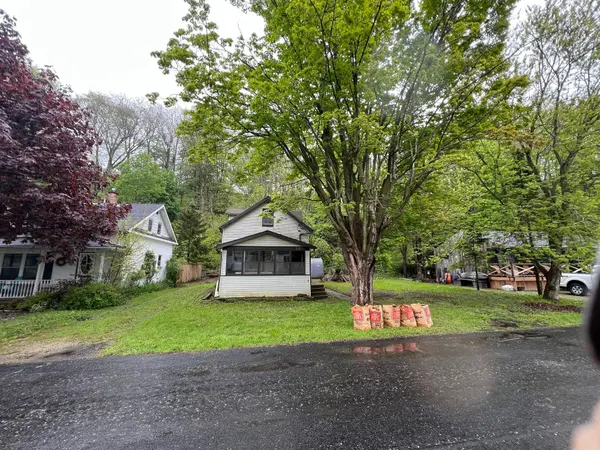 205 Orchard ST, Central Elgin, ON N5L 1C4