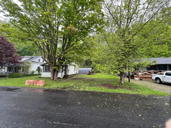 205 Orchard ST, Central Elgin, ON N5L 1C4