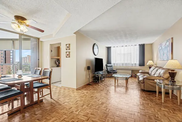 2760 Carousel CRES #610, Blossom Park - Airport And Area, ON K1T 2N4