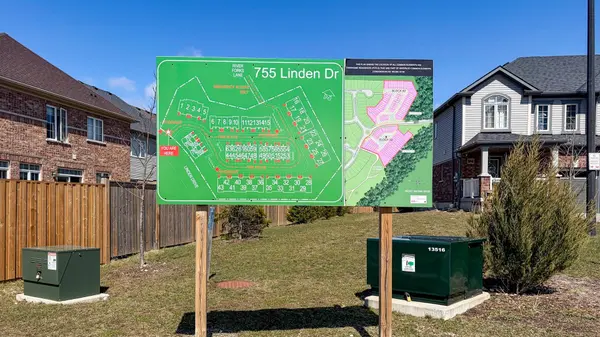 755 Linden DR #23, Cambridge, ON N3H 0E4