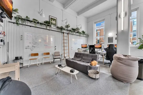 43-45 Eccles ST W, West Centre Town, ON K1R 6S3