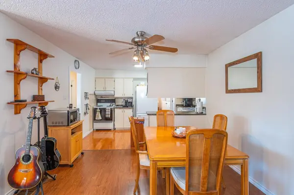 622 Brick RD, Selwyn, ON K0L 1T0