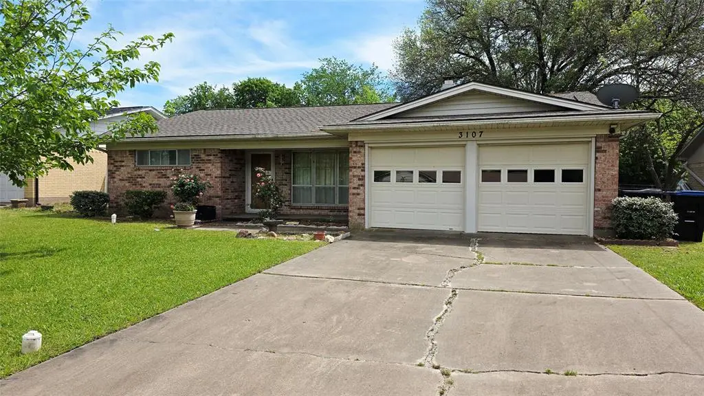 3107 Eastland Avenue, Greenville, TX 75402