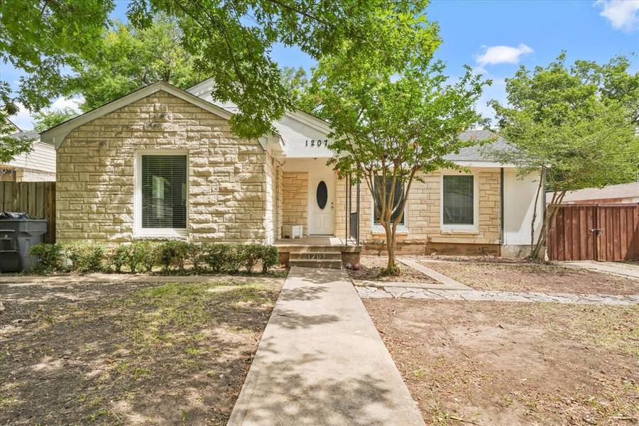 1207 Engle Avenue, Dallas, TX 75224