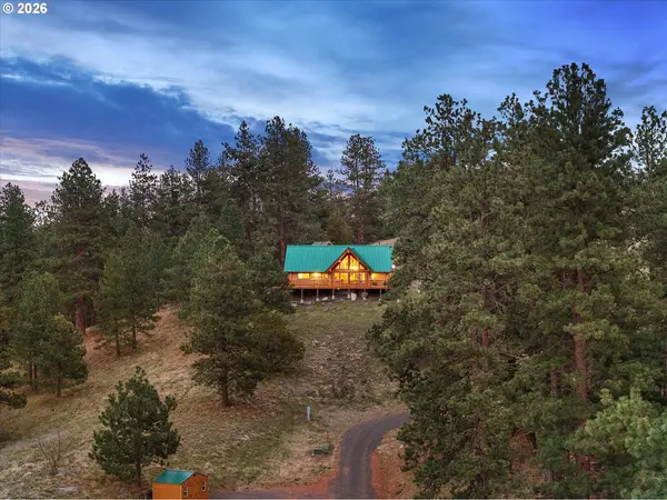 62354 HAYS LN, Joseph, OR 97846
