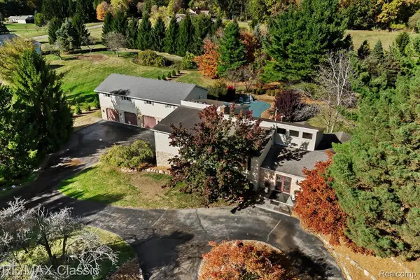 2345 E Commerce RD, Milford Charter Township, MI 48381