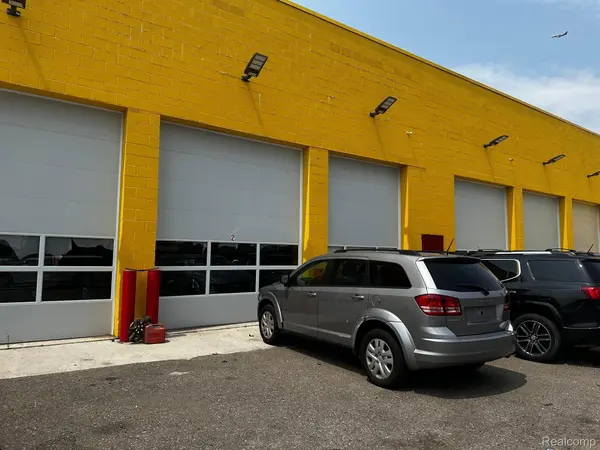 19989 VAN DYKE ST ST, Detroit, MI 48234