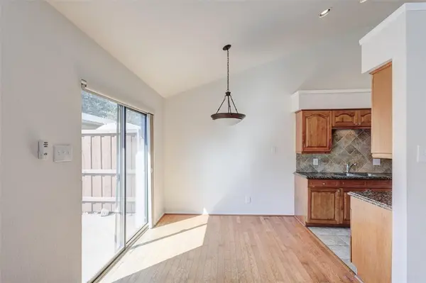 5640 Cedar Creek Drive, Benbrook, TX 76109