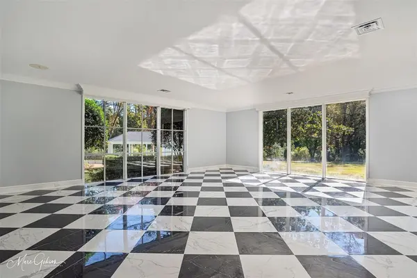 10405 Ellerbe Road, Shreveport, LA 71106