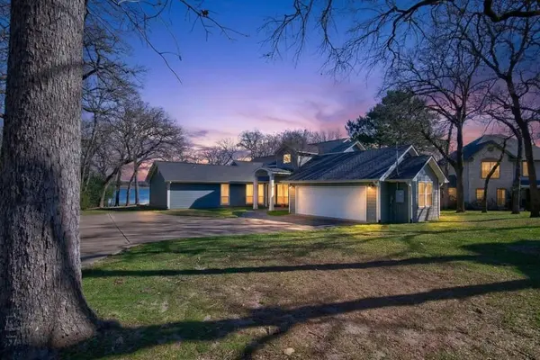 7811 Double Oaks Road, Athens, TX 75752