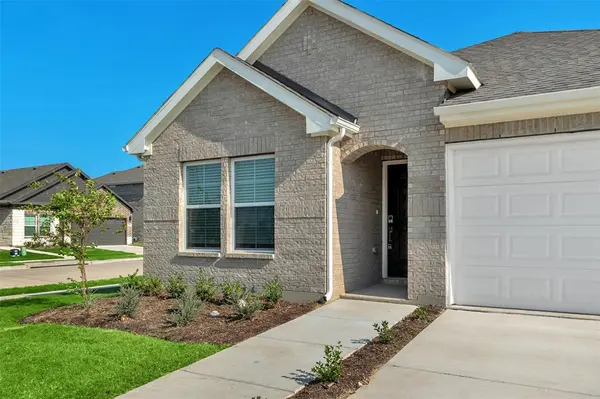 307 Sun Harvest Drive, Royse City, TX 75189