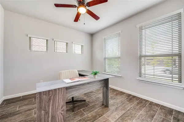 1240 Morning Ridge Trail, Aubrey, TX 76227