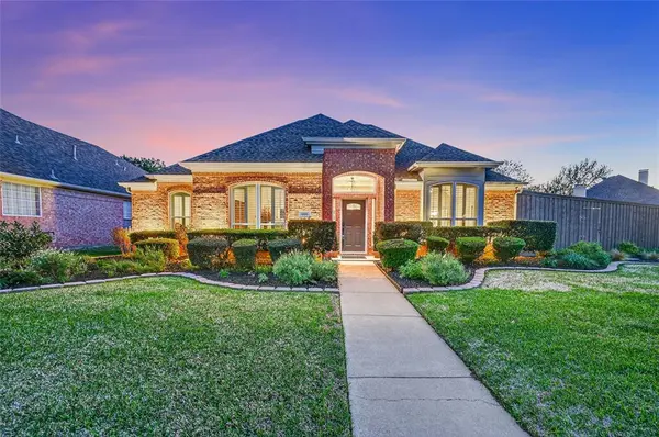1800 Trail Ridge Lane, Flower Mound, TX 75028
