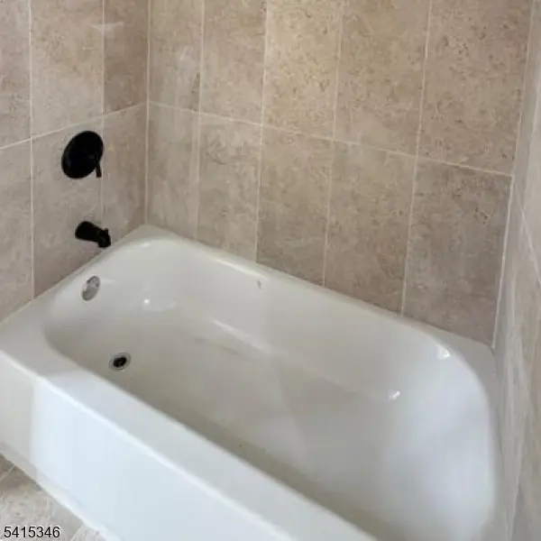 144 Maple St, Kearny Town, NJ 07032