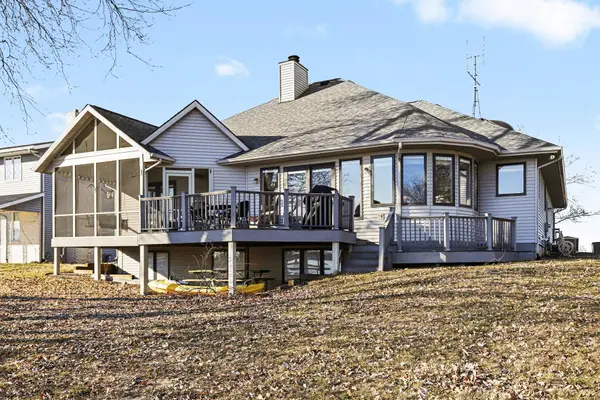 1056 Bayview DR, Kinderhook Twp, MI 49036