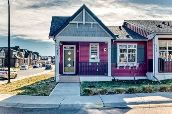 241 Lucas AVE NW, Calgary, AB T3P 1S3