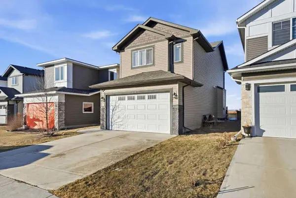 848 Lakewood CIR, Strathmore, AB T1P1Z6