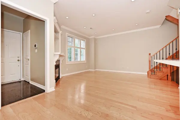 37 Avondale AVE #505, Toronto C14, ON M2N 7C1