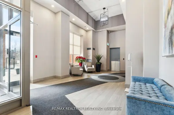 18 Merton ST #906, Toronto C10, ON M4S 3G9