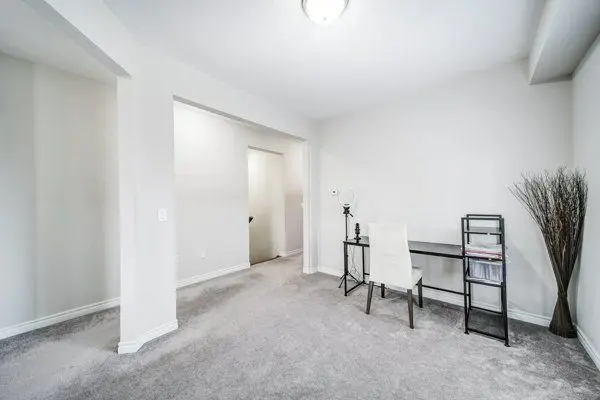 139 Isabella DR, Orillia, ON L3V 8K7