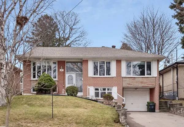 42 Bankfield DR, Toronto W10, ON M9V 2P8