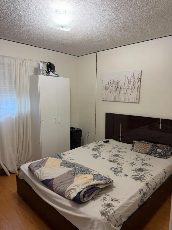 35 Binder Twine( upper floor) TRL, Brampton, ON L6X 4S5