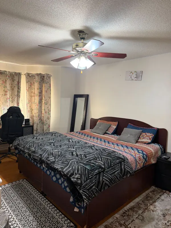 35 Binder Twine( upper floor) TRL, Brampton, ON L6X 4S5