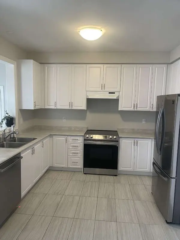 4061 Sixth Line, Oakville, ON L6H 3P8