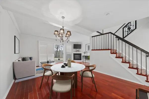 1825 Hyde Mill CRES, Mississauga, ON L5N 0A7