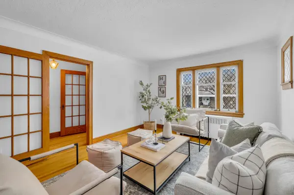 150 Ruskin ST, Dows Lake - Civic Hospital And Area, ON K1Y 4C1