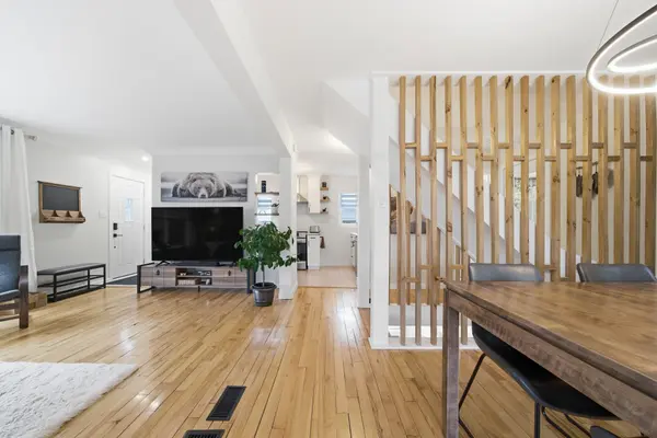 35 Mikel AVE, Belleville, ON K8N 2J1