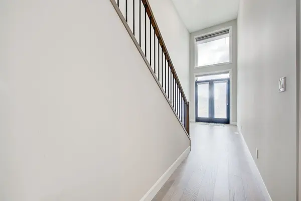 3817 Ayrshire AVE, London South, ON L6S 0E2