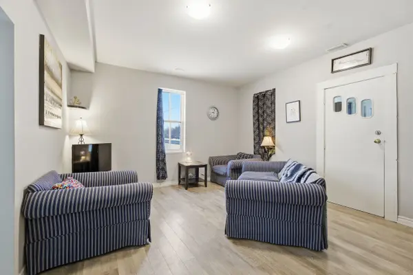 43 Main ST N, Haldimand, ON N0A 1H0