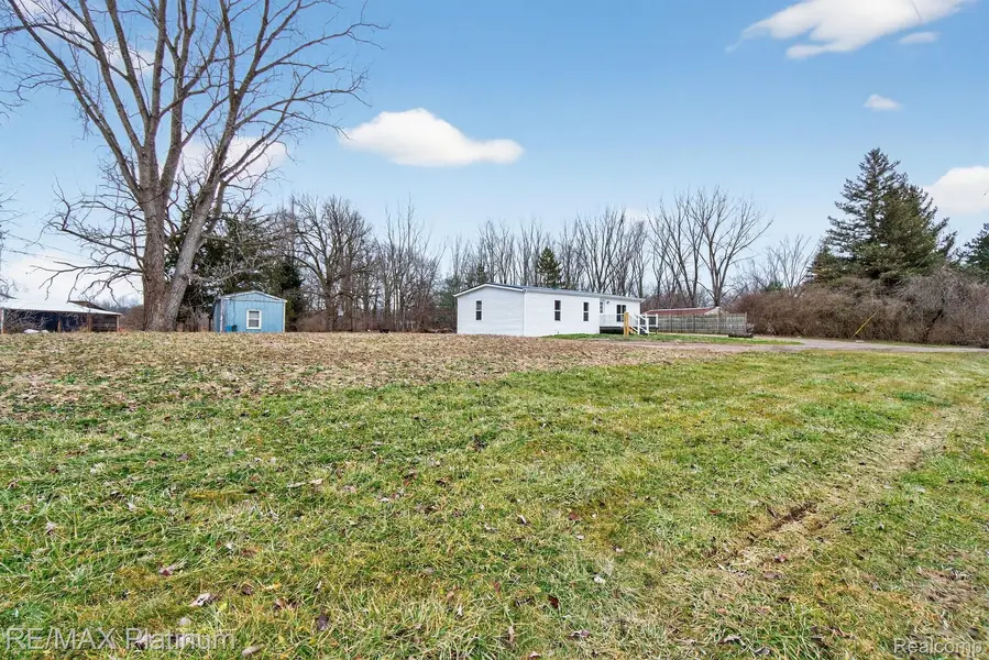15313 Livermore RD, Unadilla Township, MI 48169