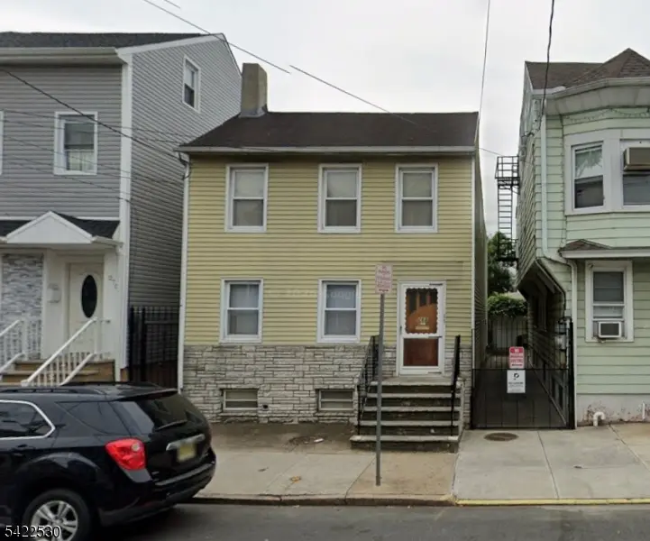 268 Walnut St, Newark City, NJ 07105