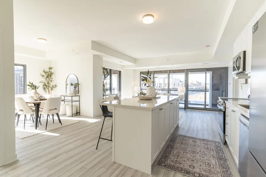 51 Clarington BLVD #321, Clarington, ON L1C 7J8