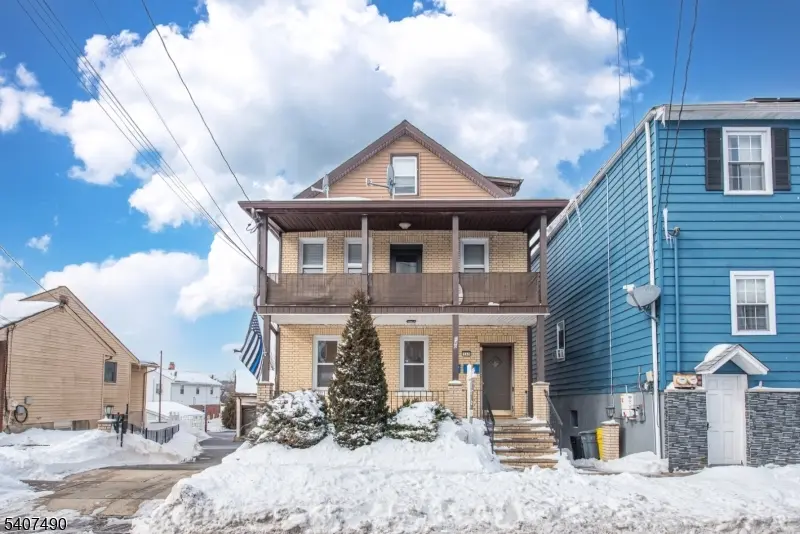 140 Jackson Ave, Woodland Park, NJ 07424