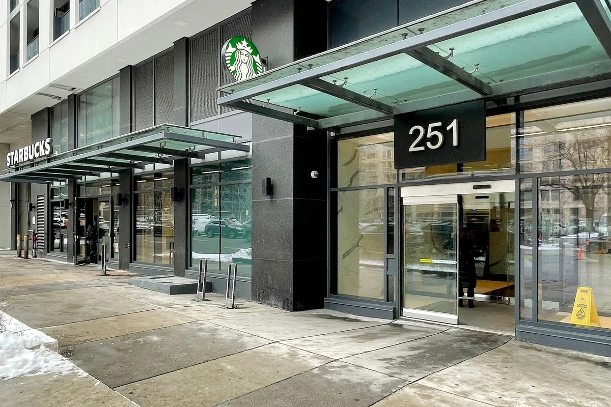 251 Jarvis ST #2507, Toronto C08, ON M5B 0C3