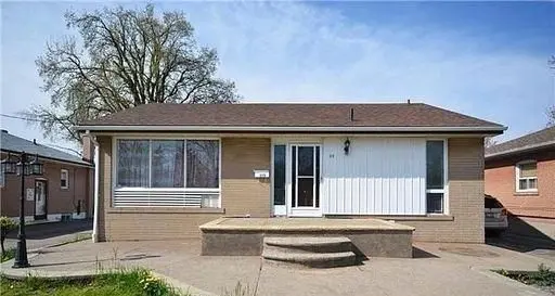 115 Mcmurchy AVE S #Bsmt, Brampton, ON L6Y 1Z1