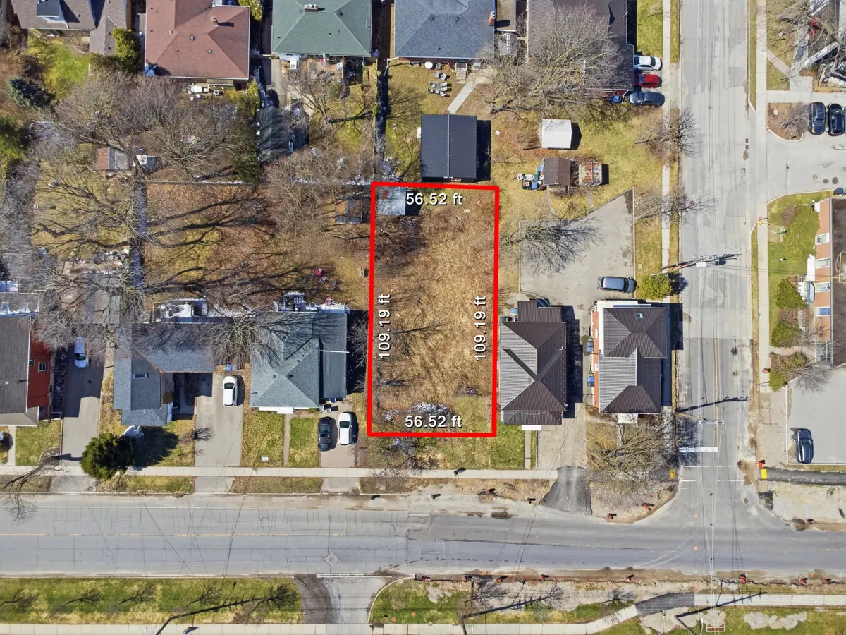 33 College AVE W, Guelph, ON N1G 1R8
