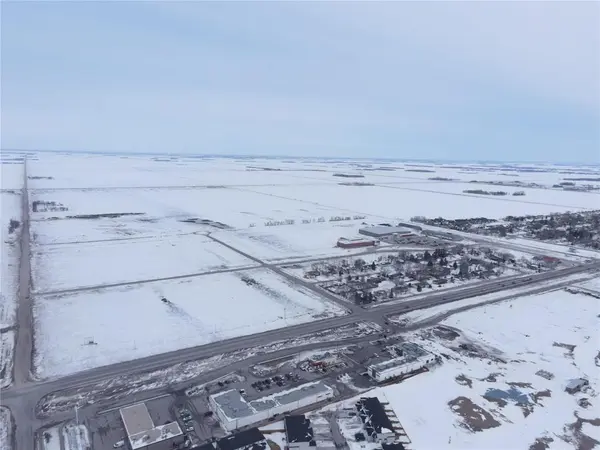 37 Mulberry AVE, Niverville, MB R0A 0A1