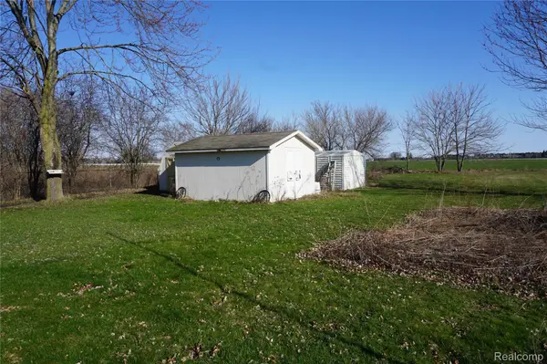 4145 Janes RD, Buena Vista Charter Township, MI 48601